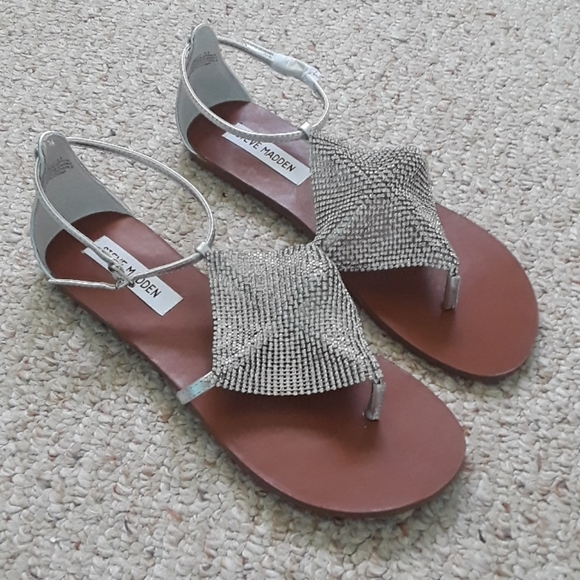 Sandals by Steve Madden thong toes new - Picture 5 of 6